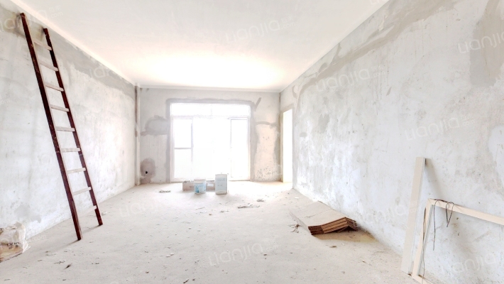 依水园二手房实景图