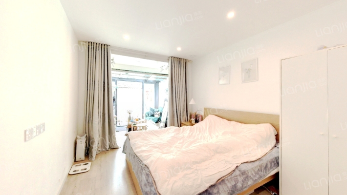 黄鹂新村二手房实景图