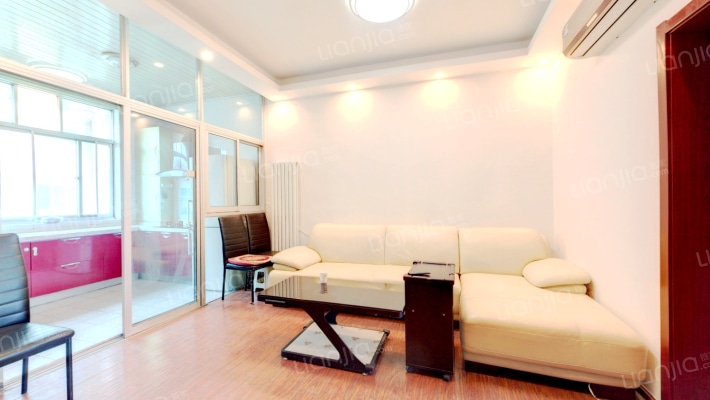 海纳丰禾路小区二手房实景图