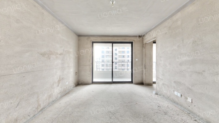 恒华天玺二手房实景图