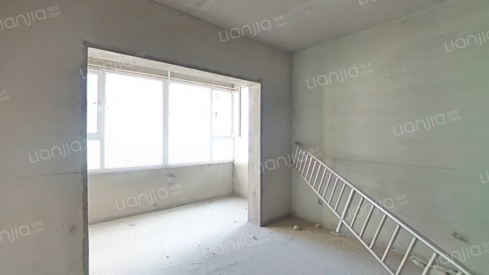 红郡苑二手房实景图
