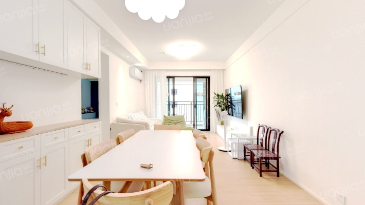 绿洲华庭二期二手房实景图