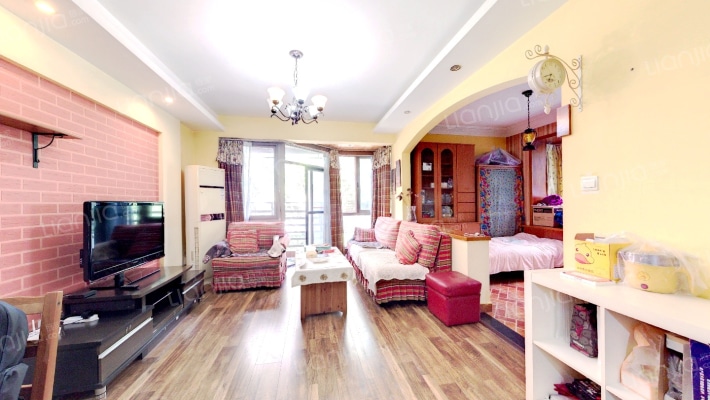 金林大城小室二手房实景图