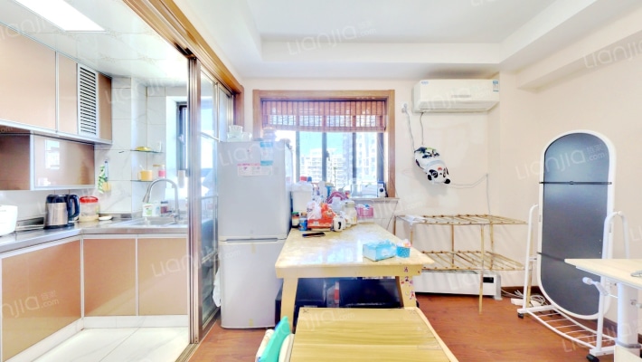 石油大楼二手房实景图