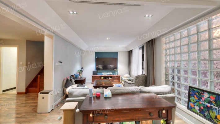 九龙仓碧玺二手房实景图