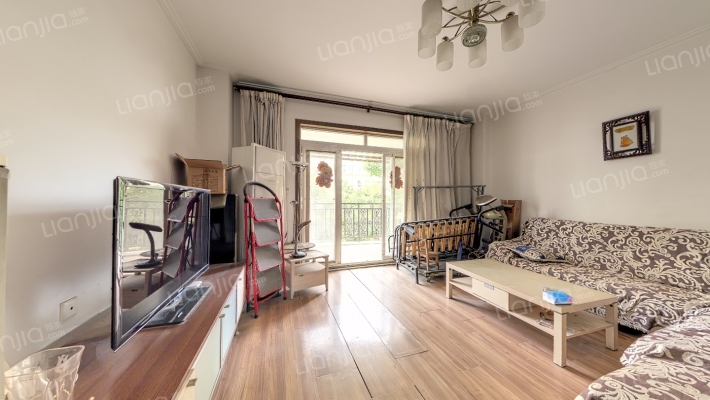 新绿美地二手房实景图