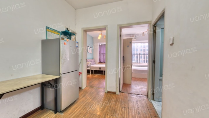 和泓东28二手房实景图