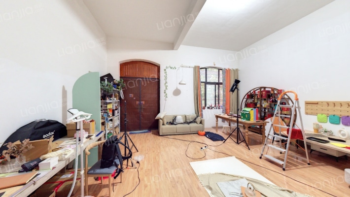 梵高岛二手房实景图