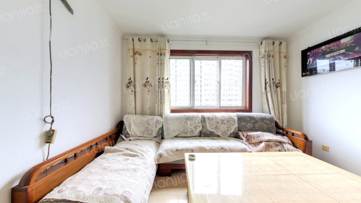 大金新苑二手房实景图