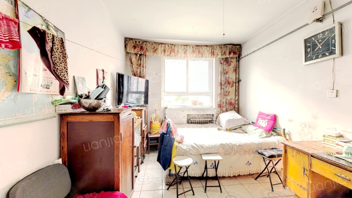 无线电十四厂宿舍二手房实景图