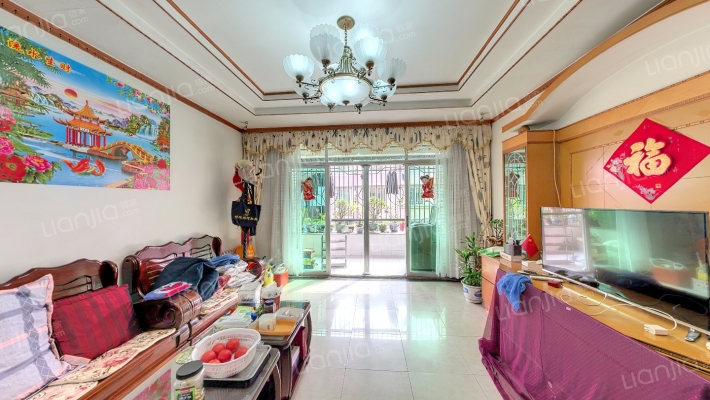 日辉小区二手房实景图