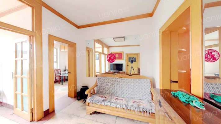 电子器材厂宿舍二手房实景图