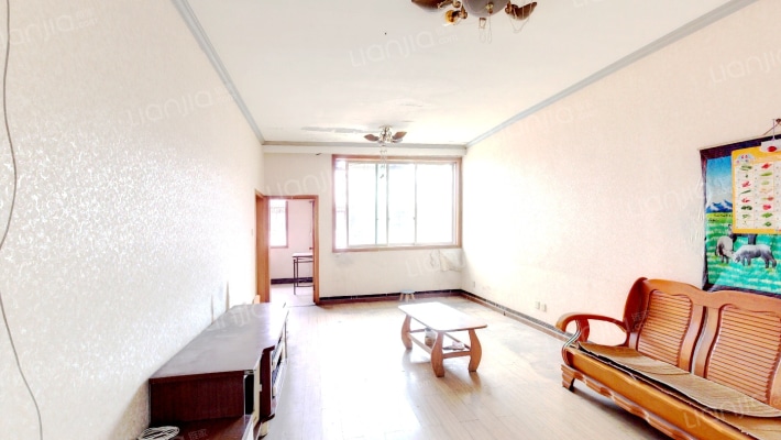 雅居二手房实景图