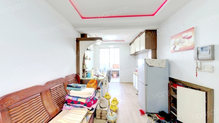 晋斯华庭二手房实景图