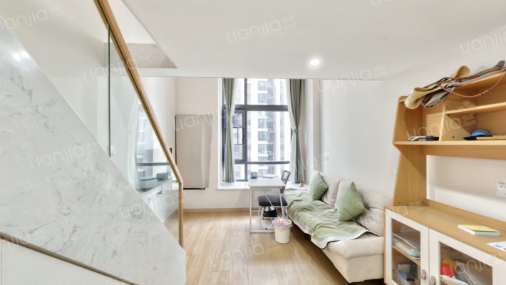 碧桂园翘楚棠二手房实景图