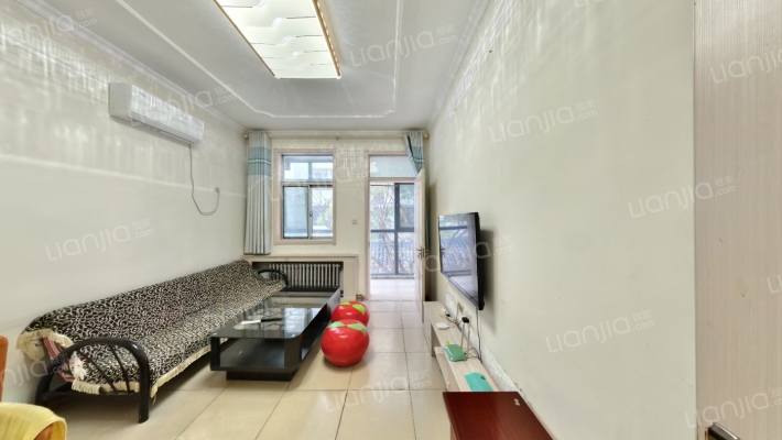 山东省泰安第一中学教职工宿舍二手房实景图