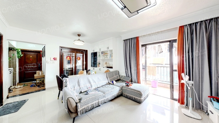 东江逸珑湾二手房实景图