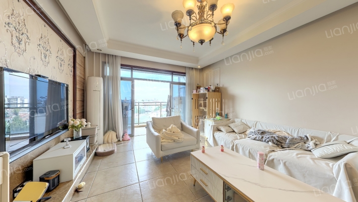 鹭岛国际一二期二手房实景图