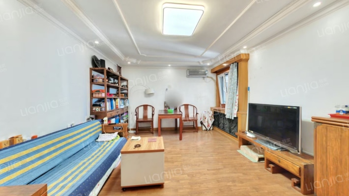 冠军楼二手房实景图