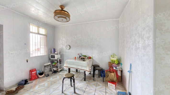 解放路33号二手房实景图