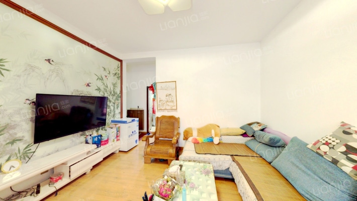 贝森宜苑二手房实景图