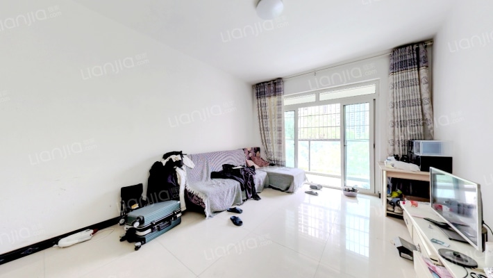 新怡花园B区二手房实景图