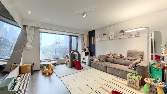 拉德芳斯南苑二手房实景图