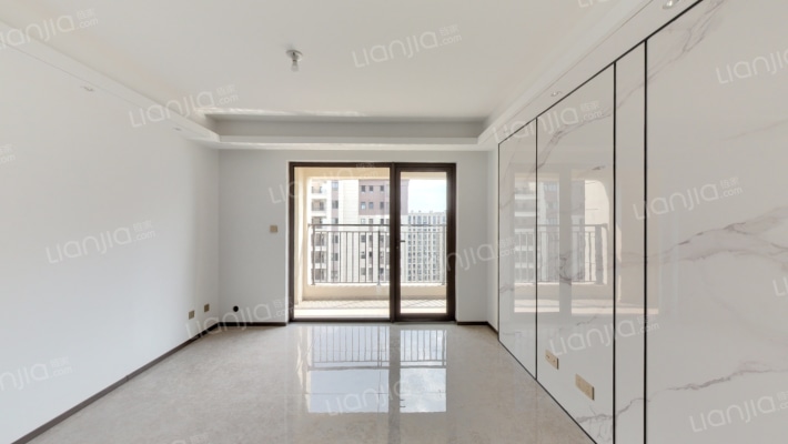 世茂璀璨学府二手房实景图