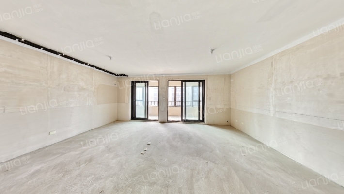 龙湖龙誉城西区二手房实景图