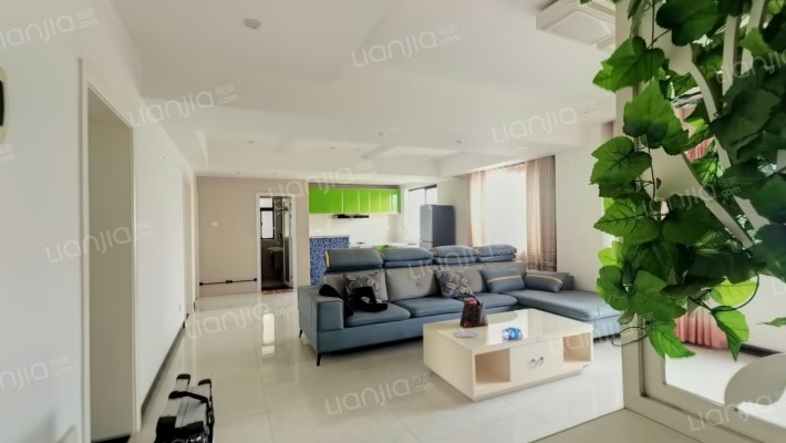 金鹗中路二手房实景图