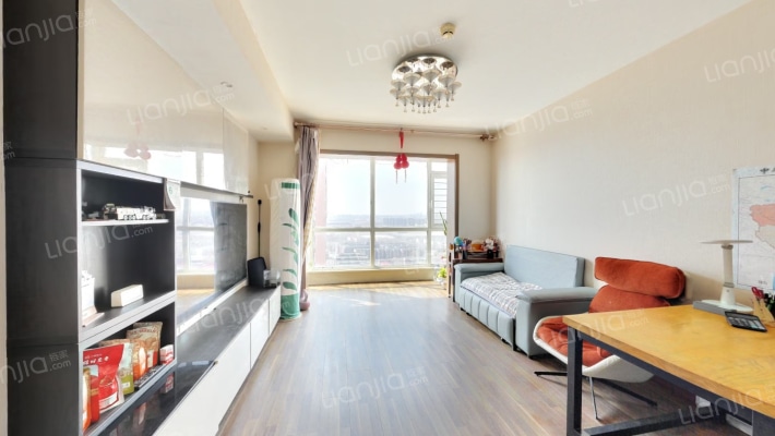 万科城市之光C区二手房实景图