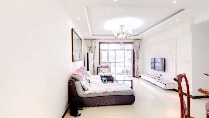 爱加欧郡二手房实景图