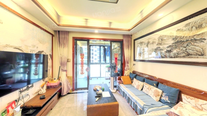 伊泰天骄二期二手房实景图