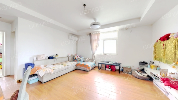 粮食局宿舍楼二手房实景图