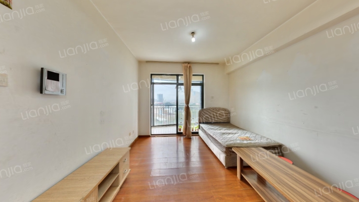 新亚洲体育城五环锋尚二手房实景图