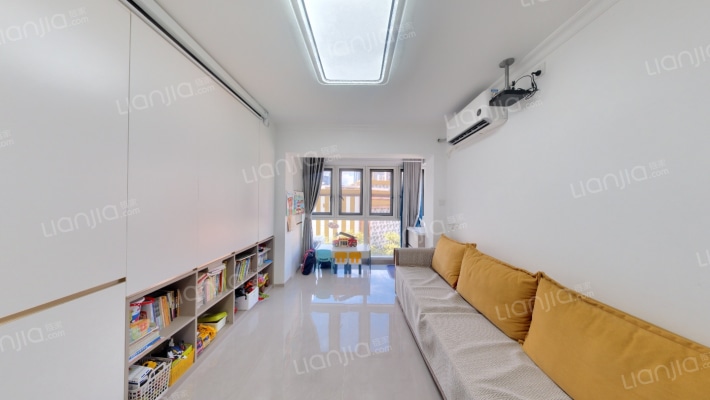 金怡华庭二手房实景图