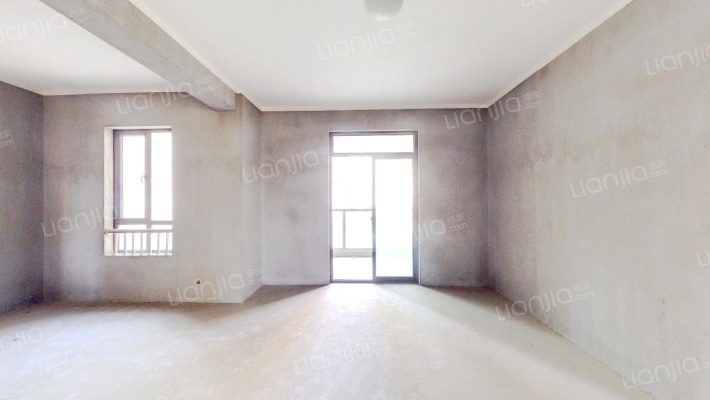 卢浮花园二手房实景图