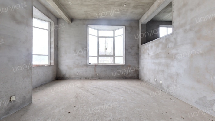 克拉水城二手房实景图