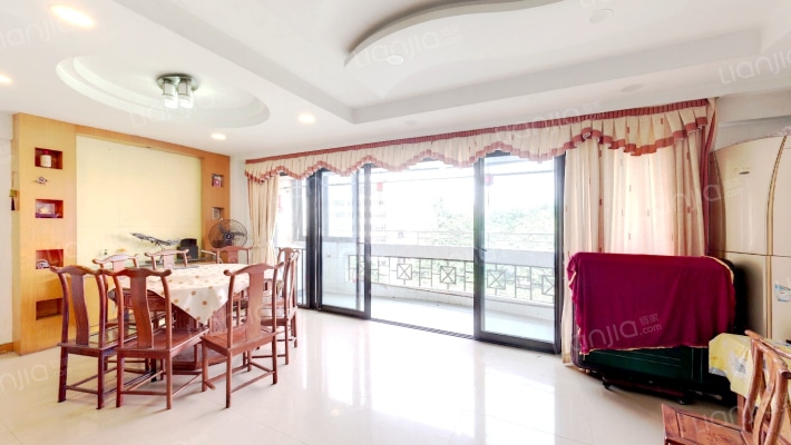 华艺大厦二手房实景图