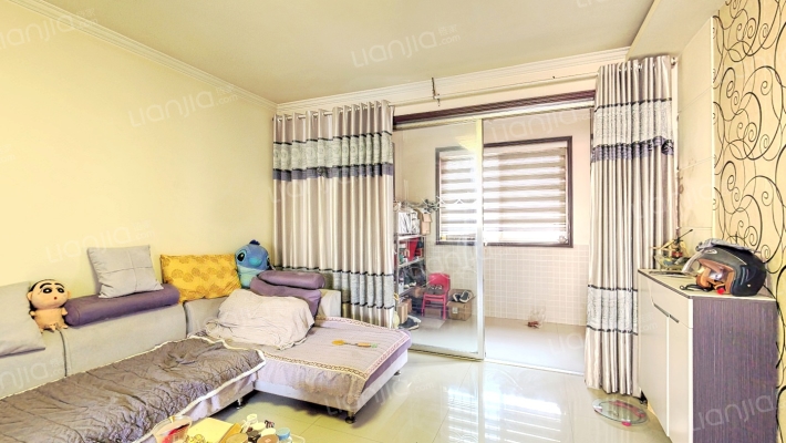 兴和玫瑰花城二手房实景图