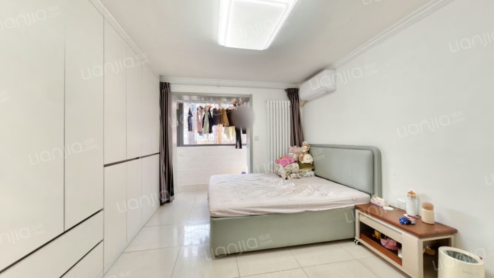 运河西大街8号院二手房实景图