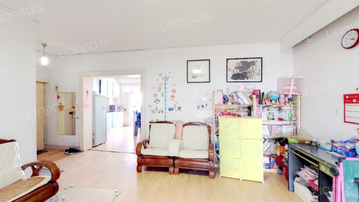 协龙里二手房实景图