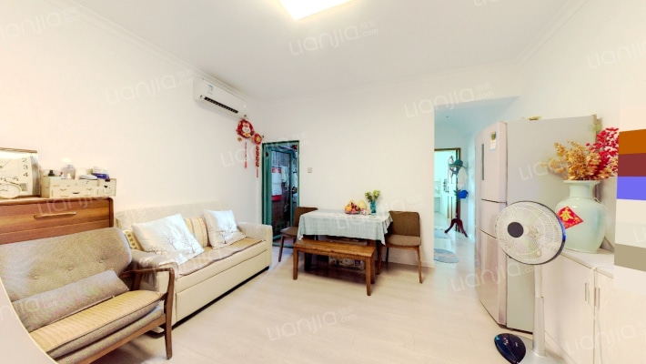 东港中心二手房实景图