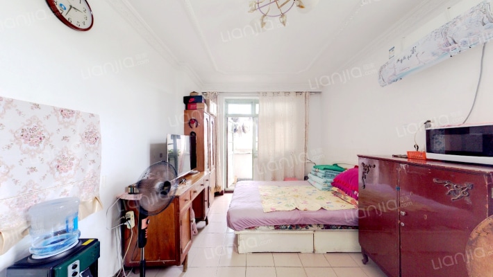 天山里二手房实景图