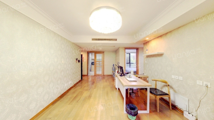 雍华府(公寓)二手房实景图