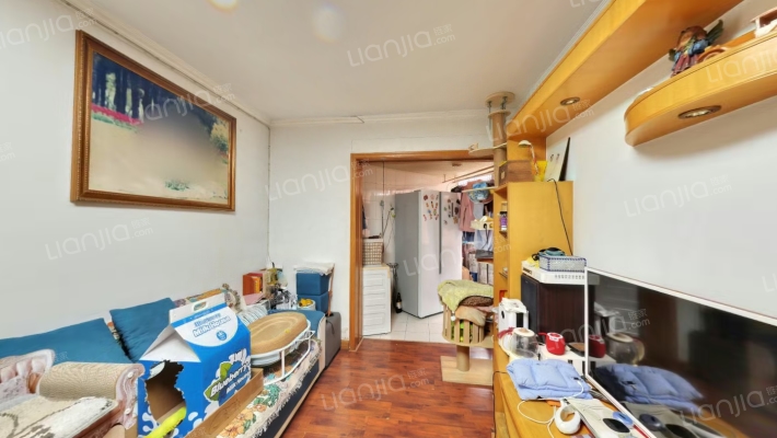 金盾公寓二手房实景图