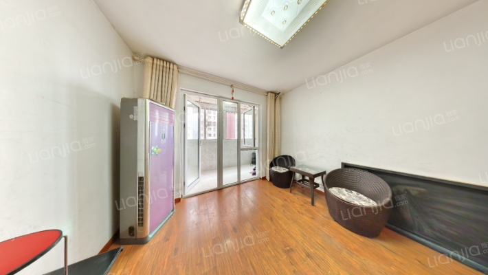 莲花新城南苑二手房实景图