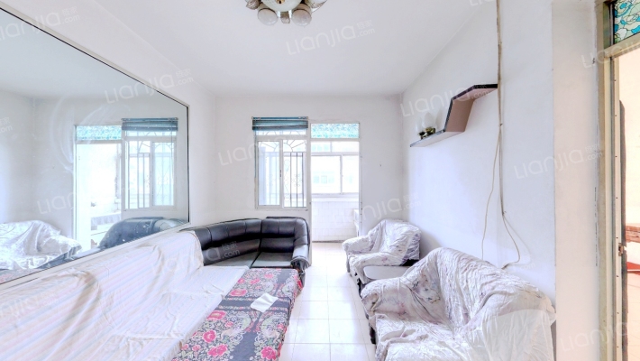 地铁局小区二手房实景图