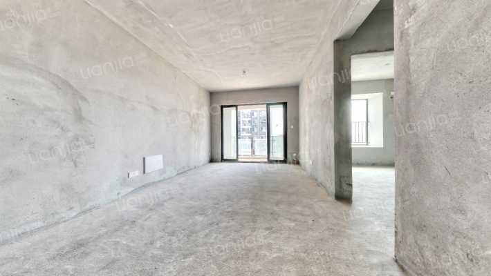 邦泰·翡翠城(东区）二手房实景图