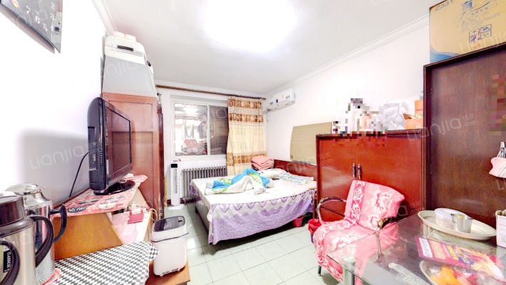 卧龙南里二手房实景图